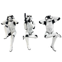 Three Wise Sitting Stormt