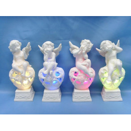 Ange sur coeur lumineux 4