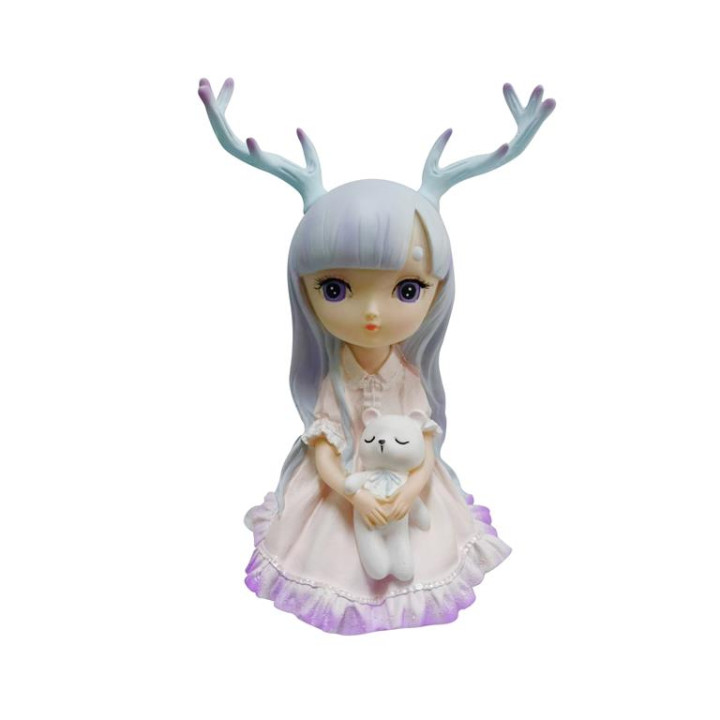 Sujet fille avec peluche