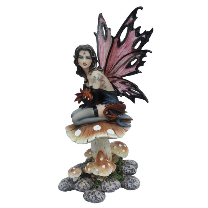 Fée avec dragon sur champ
