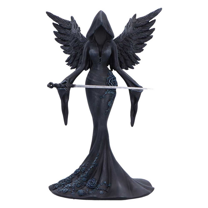 Femme Fatale - Warrior 20
