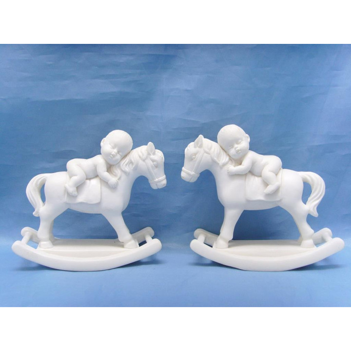 Bébé sur cheval 7*7 cms (