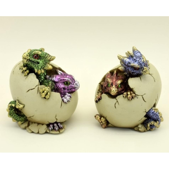 Sujet dragons dans loeuf