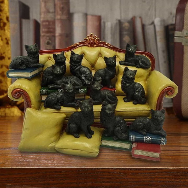 Couch Clowder (Display wi