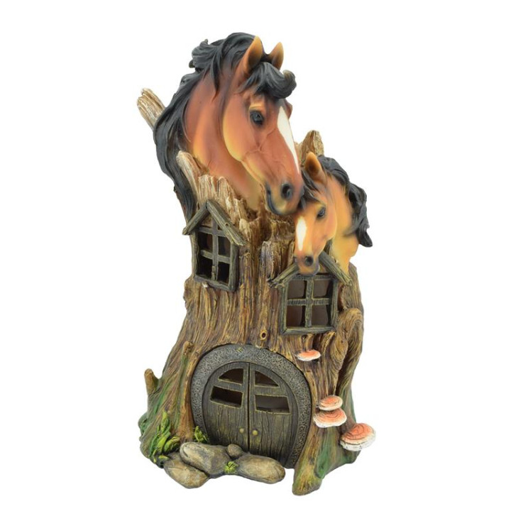 Sujet cheval avec maison