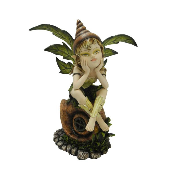 Fée pixie sur maison lumi