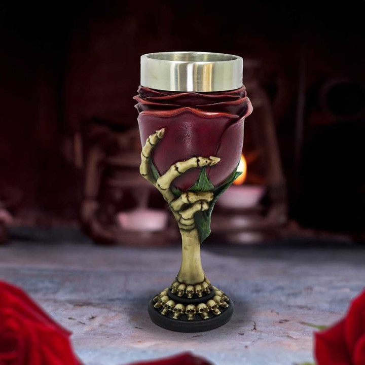 Rose to the Occasion Gobl