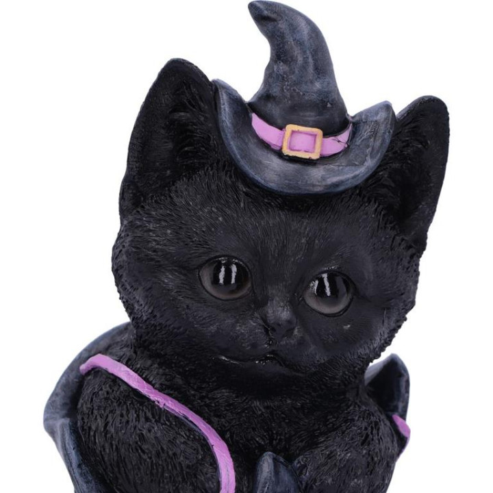 Mischievous Familiar 18.5
