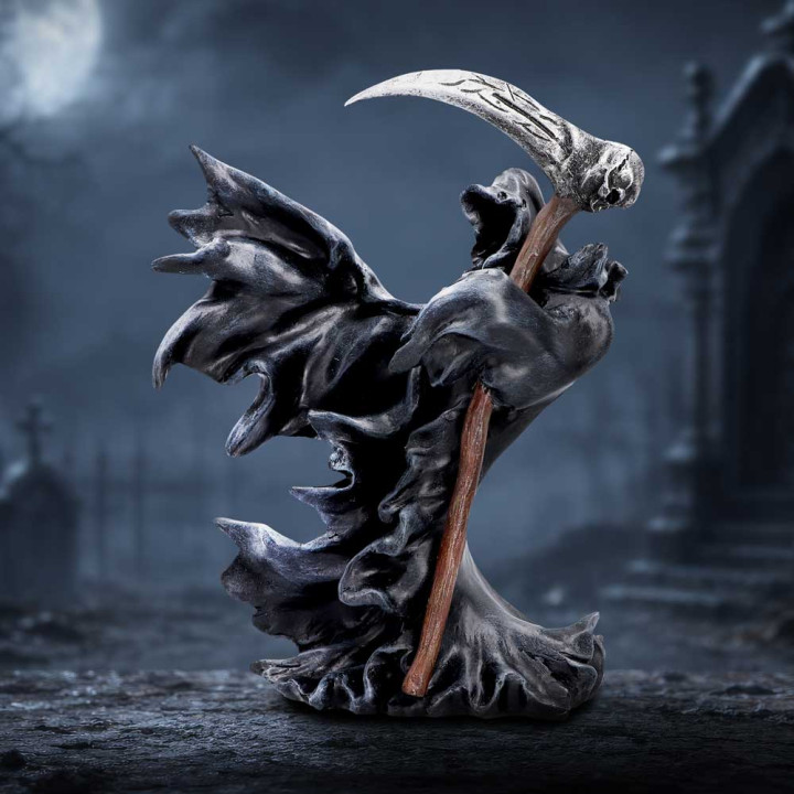 Shadow of Death 23.1cm