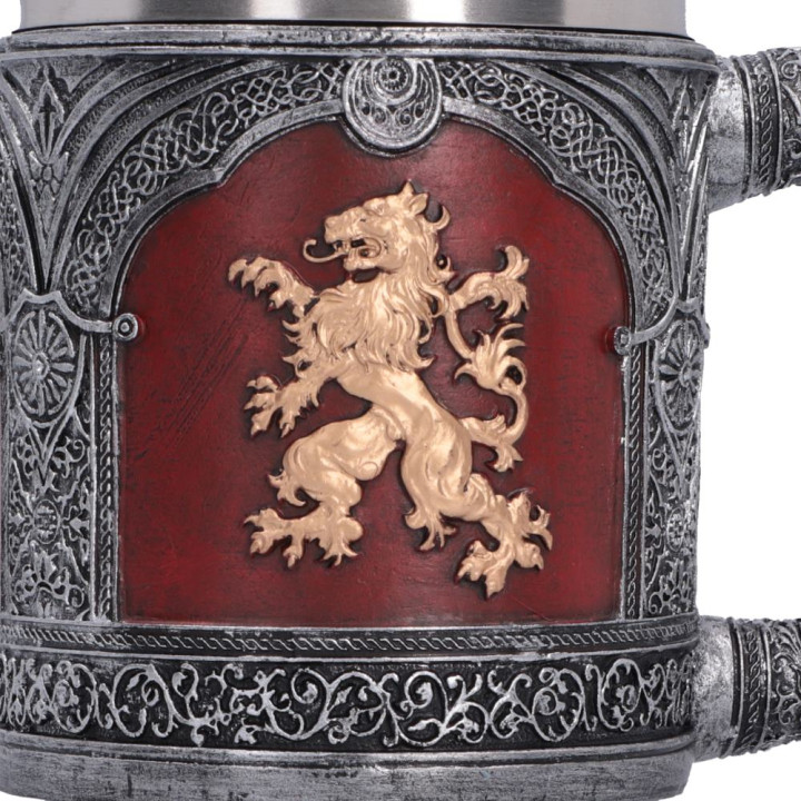 Heraldic Lion Tankard 11.