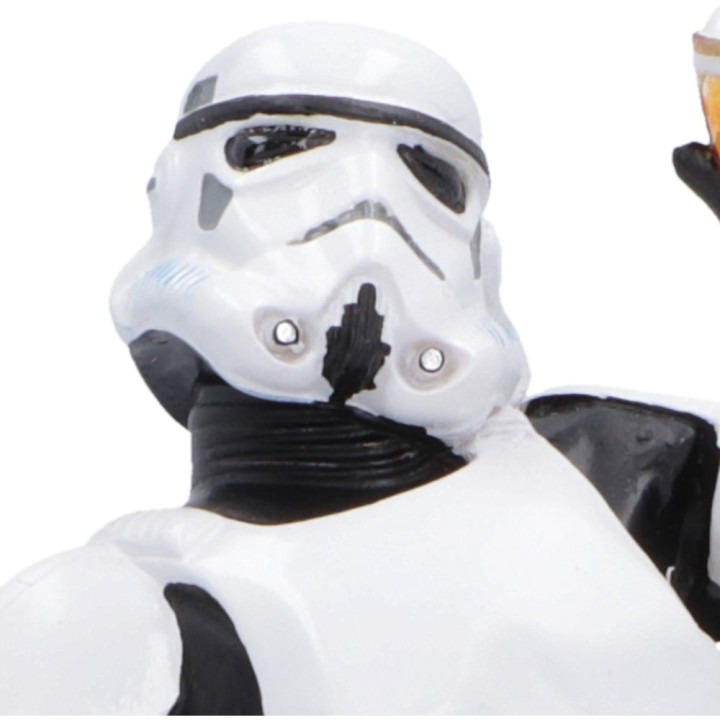 Stormtrooper Raise a Glas
