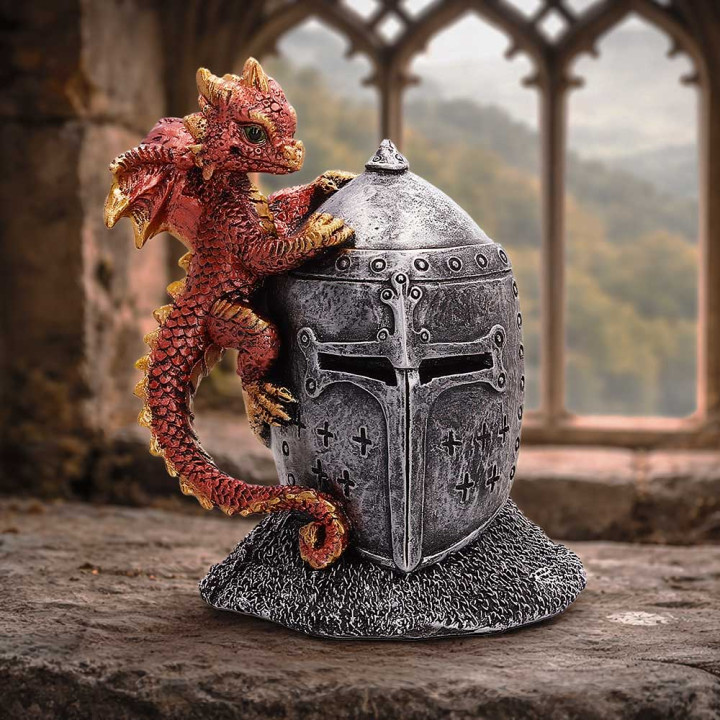 Hatchling Helm (Red)