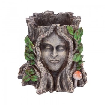 Oak Goddess 16.7cm