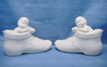 Bebé No Sapato 15,5*12 cms...