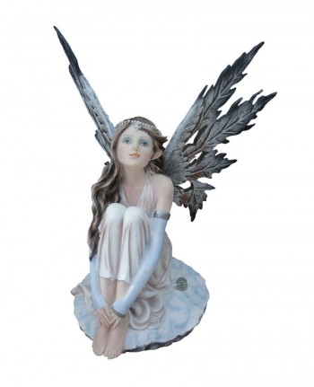 Fada Sentada Com Asas...