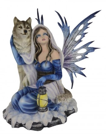 Fada Com Lobo 39*34  cms...