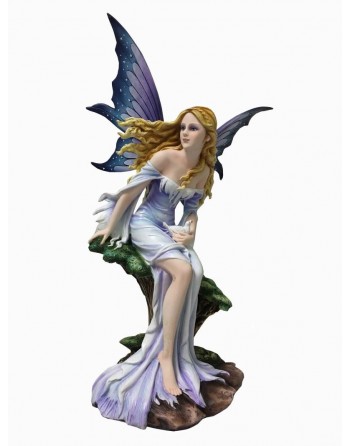 Fada No Tronco Da Árvore...