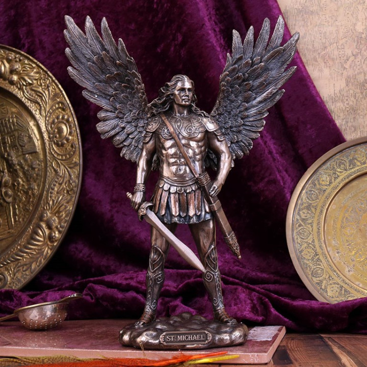 Saint Michael 27,5cm