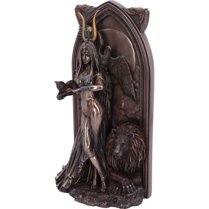The Priestess by Ruth Tho