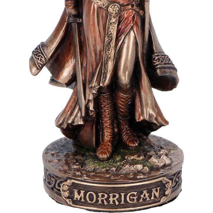 Morrigan and Crow (Mini)