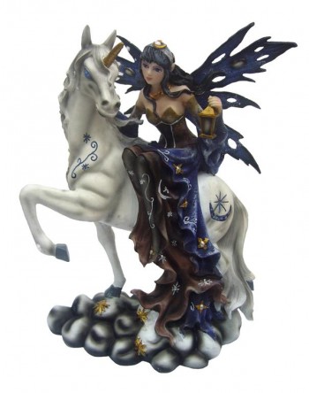 Fada Em Unicórnio Branco...