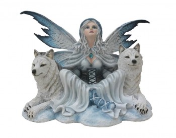 Grande Fada Com Dois Lobos...