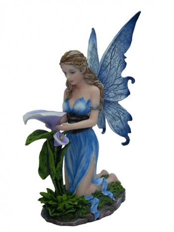 Fada Azul Ajoelhada Com...