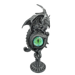 Sujet dragon avec loeil