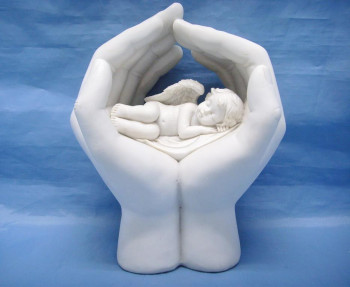 Ange dans deux mains 13*1